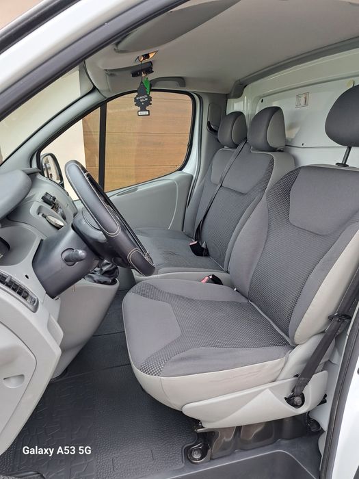 Opel Vivaro Long L2H1 3os 2.0   2009r. Trafic,