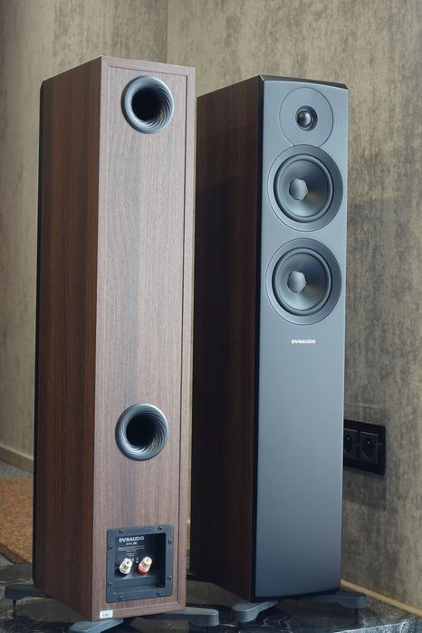 Dynaudio Emit 30 Walnut Para - Outlet