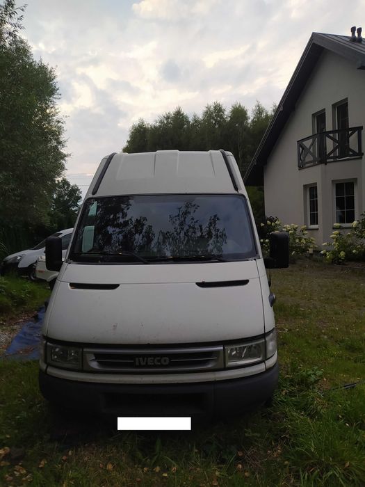 Iveco Daily 2,3 hpi na wszystkie mechaniczne i blacharskie części
