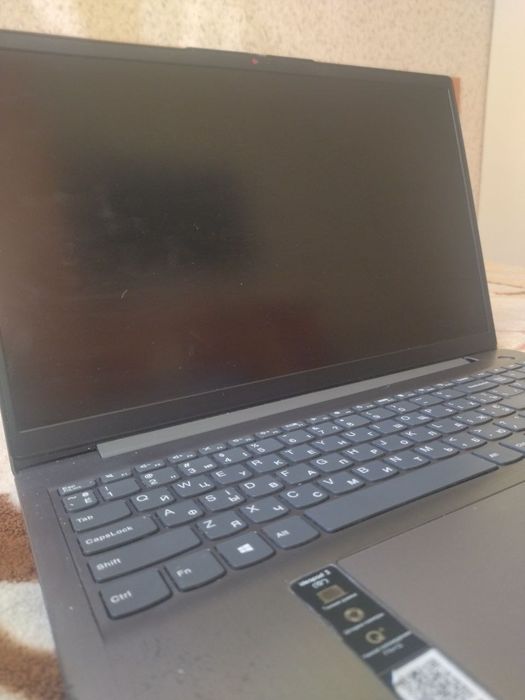Продам  ноутбук Lenovo ideapad 3 (15")
Стан: не робочий. В