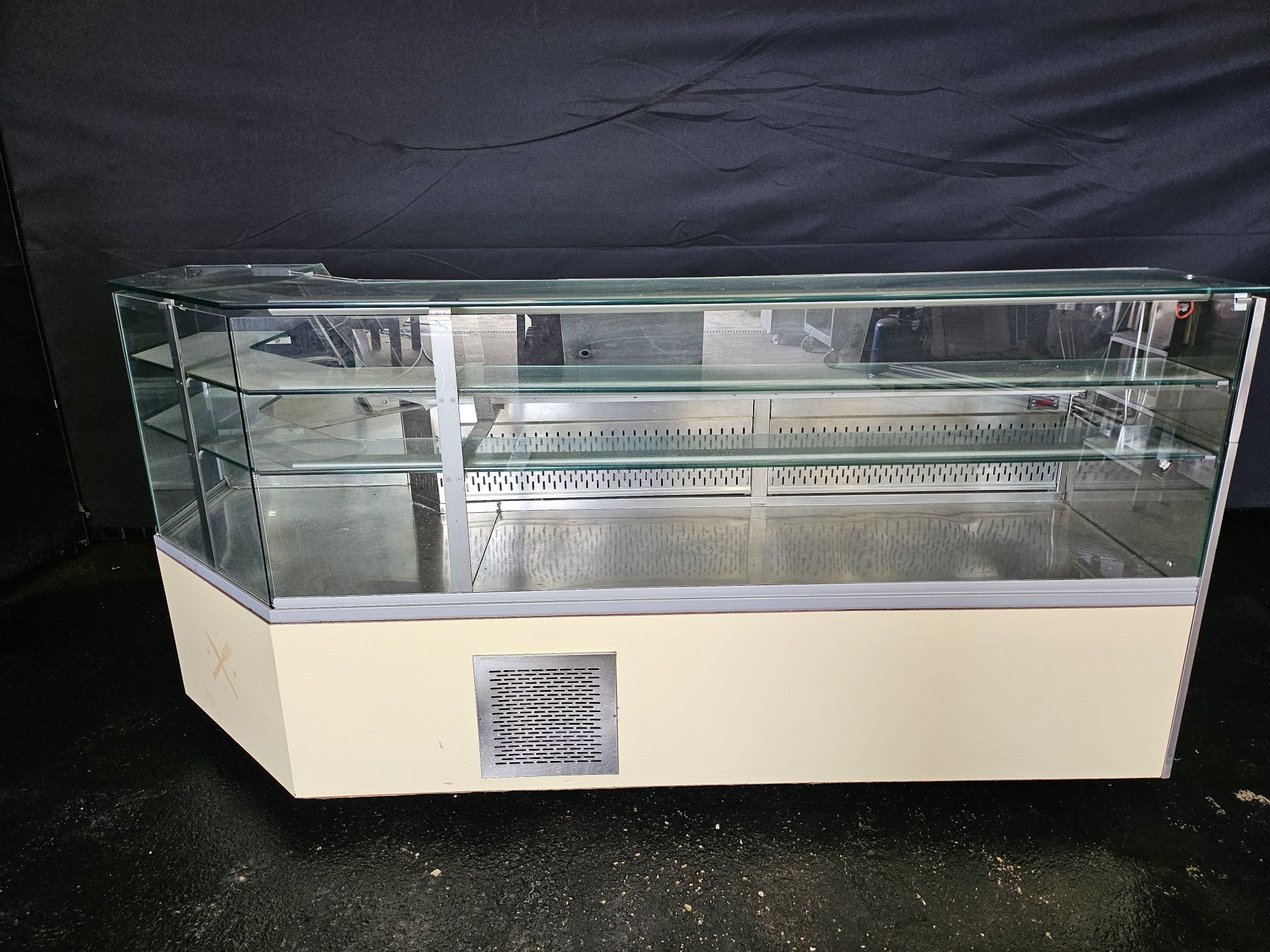 Vitrine refrigerada