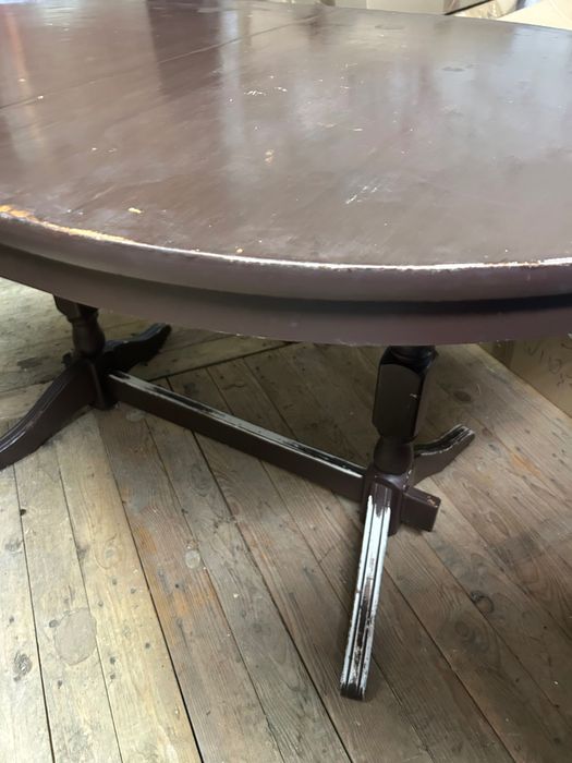 OKAZJA! Stół z 6 krzesłami do renowacji – lite drewno