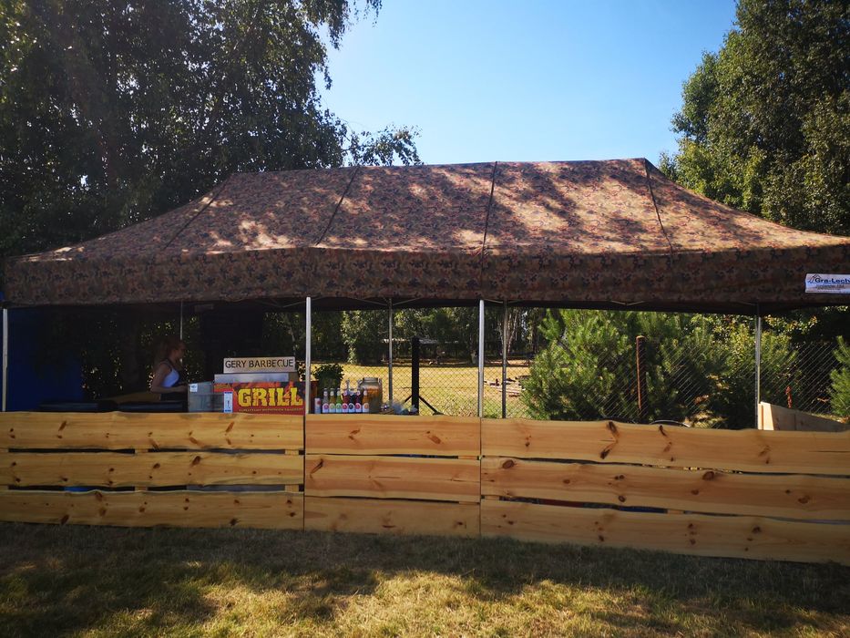 Grill zestaw namiot gastronomia mobilna