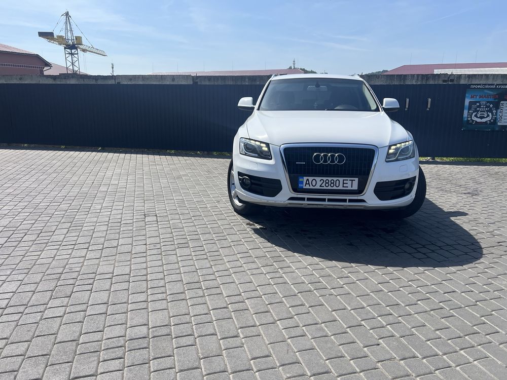 Ауді Q5 2.0 tdi 2009р.