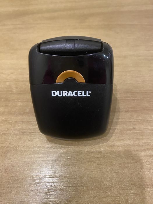 Зарядка для батарейок Duracell CEF27