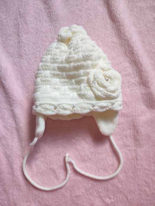 Шапка для дівчинки