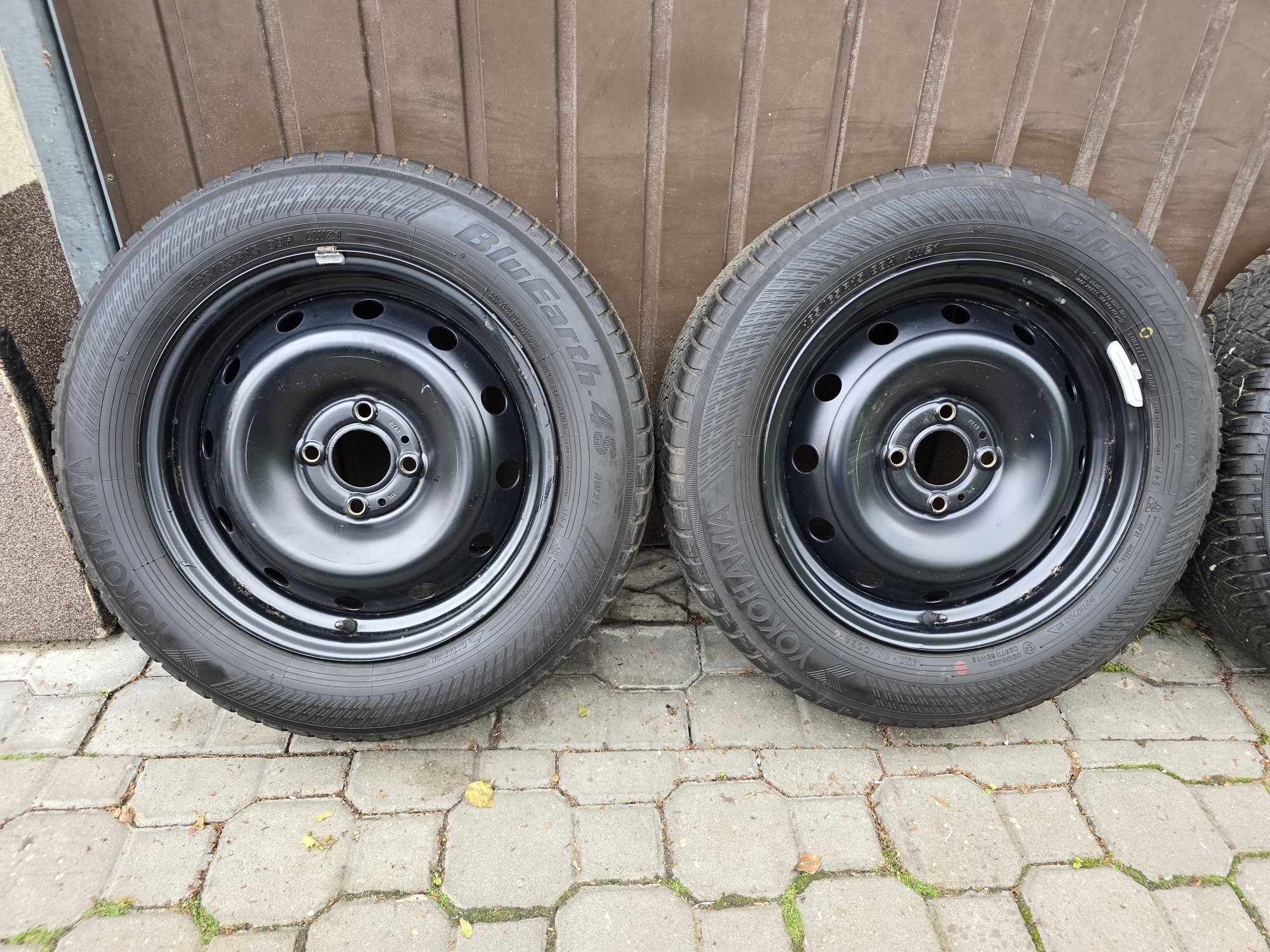Felgi z oponami 185/65R15 RENAULT Clio IV 4 4x100 Megane SANDEROL