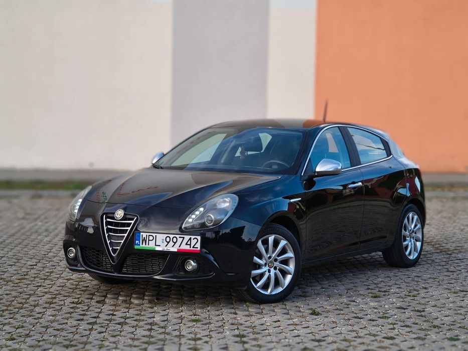 Alfa Romeo Giulietta Bezwypadkowy !!! Super stan !!! DNA !!! Ekran !!! LED !!!