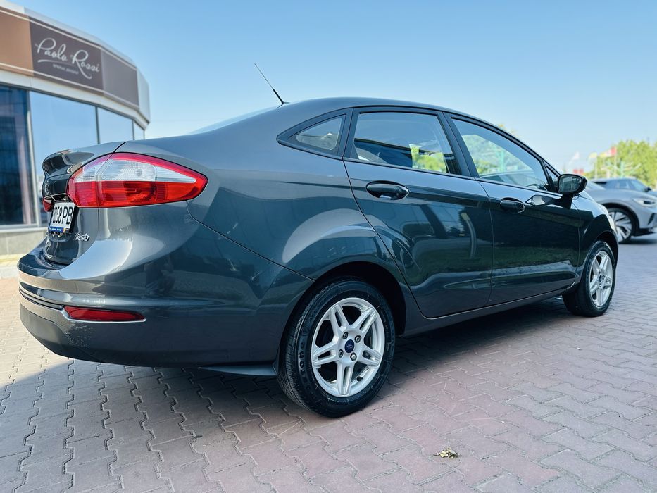 Ford Fiesta 2018 Автомат