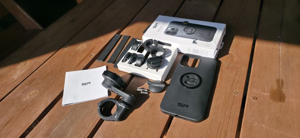 Uchwyt motocyklowy/ rowerowy SP Connect + etui iPhone 14 Pro Max