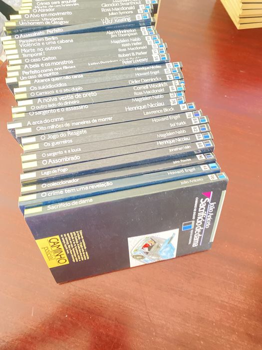 Coleccao caminho policial, preco por exemplar