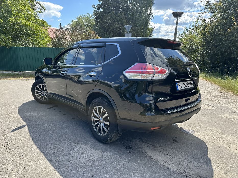 Авто Nissan  Rogue .Терміново.
