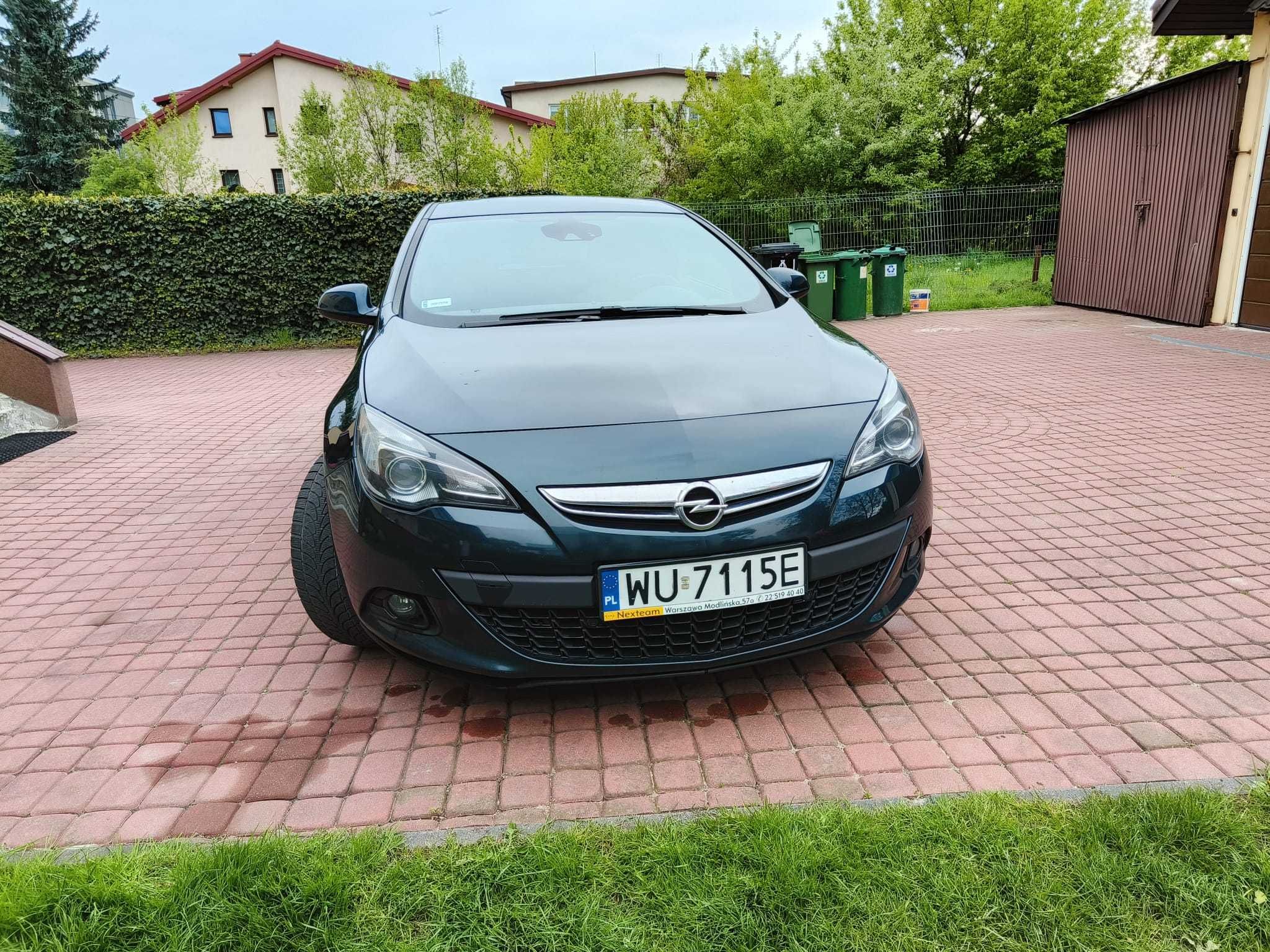 Opel Astra J GTC OPC