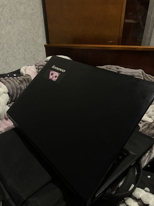 Продам ноутбук Леново