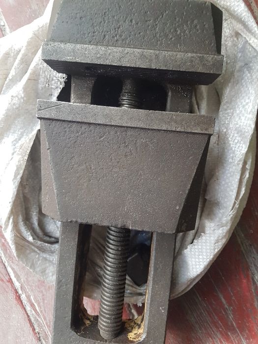 Тиски станочные бу