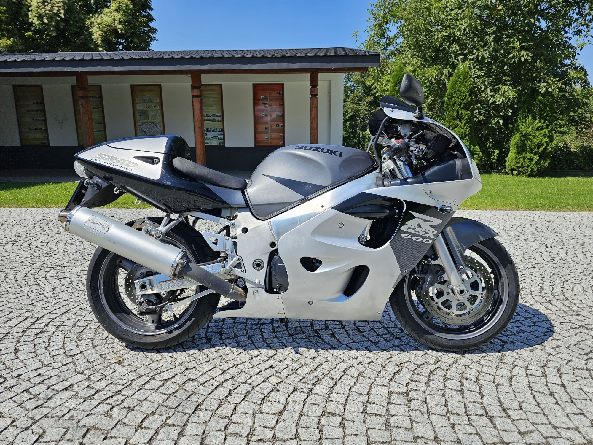 Suzuki GSXR 600 Srad