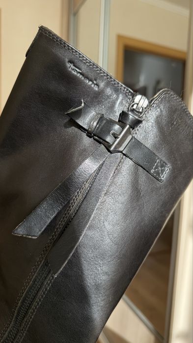 Продам шкіряні чоботи жіночі Tamaris 40р