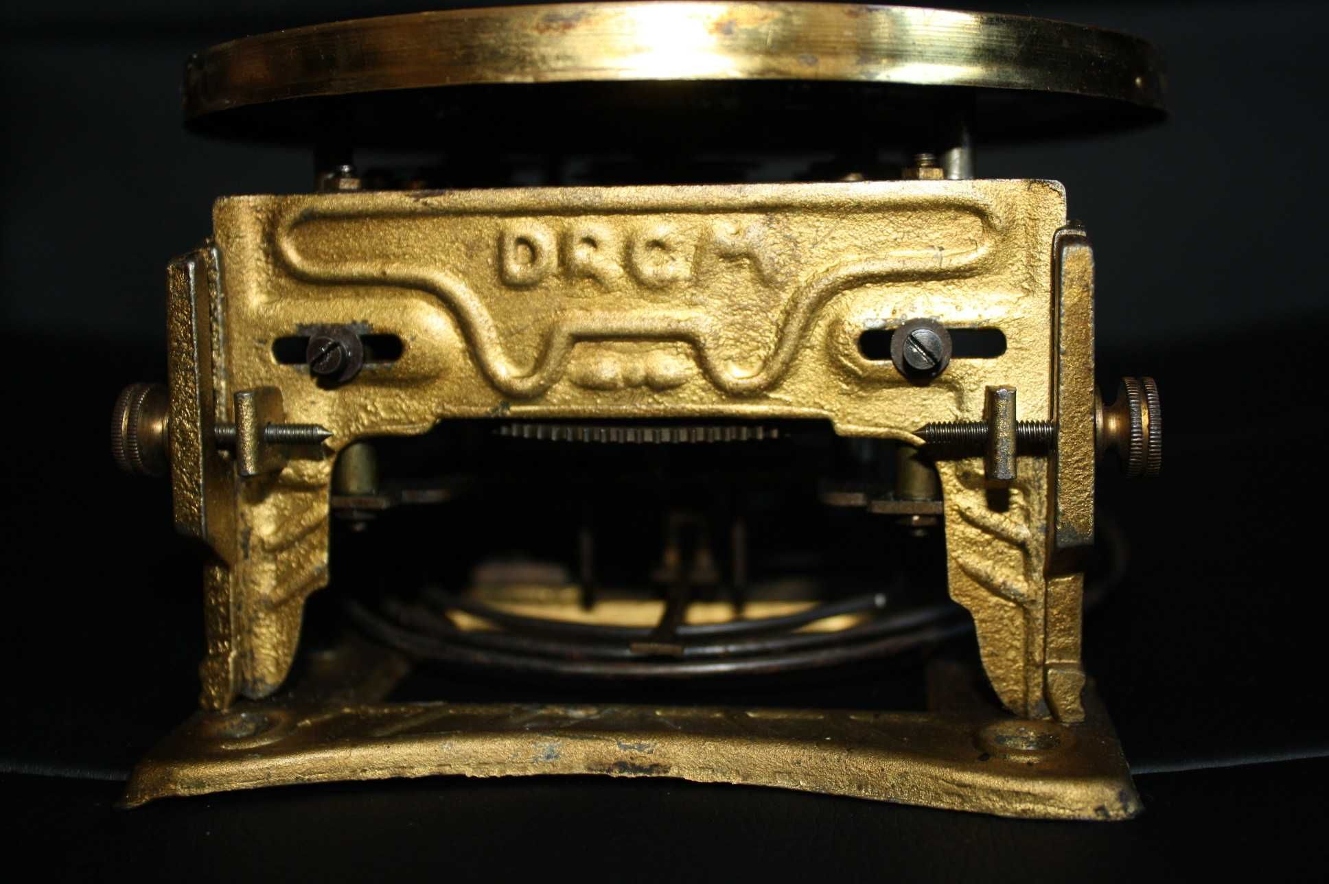Антиквариат. Настенные часы (clock) немецкой фирмы Kienzle .