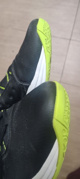 Sapatilhas basquetebol 43