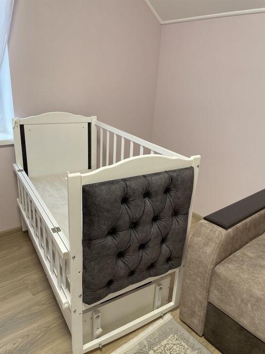 Дитяче ліжечко