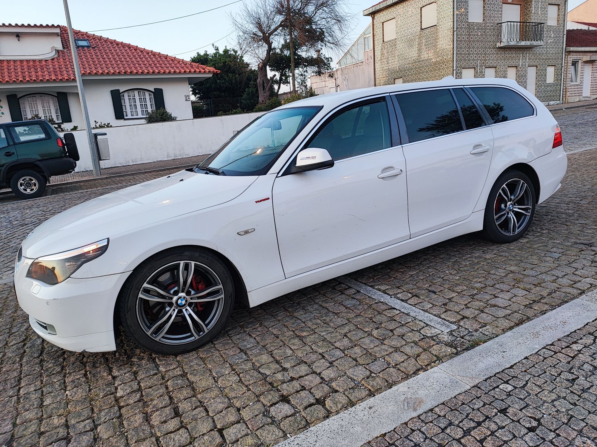 BMW série 5 520 d 2010