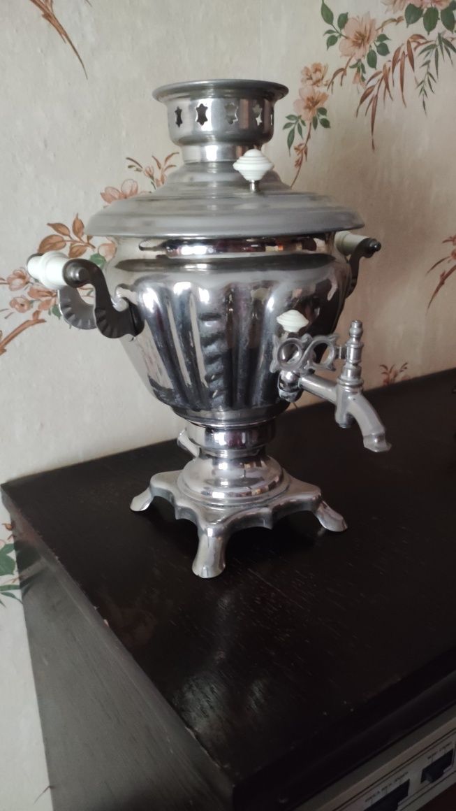 Самовар времён СССР.