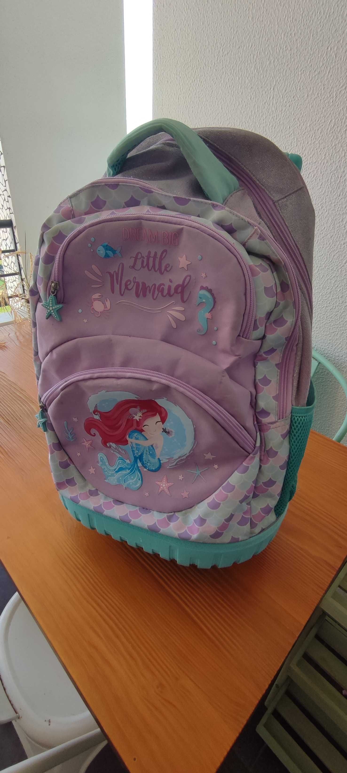 Mochila escolar menina sereia