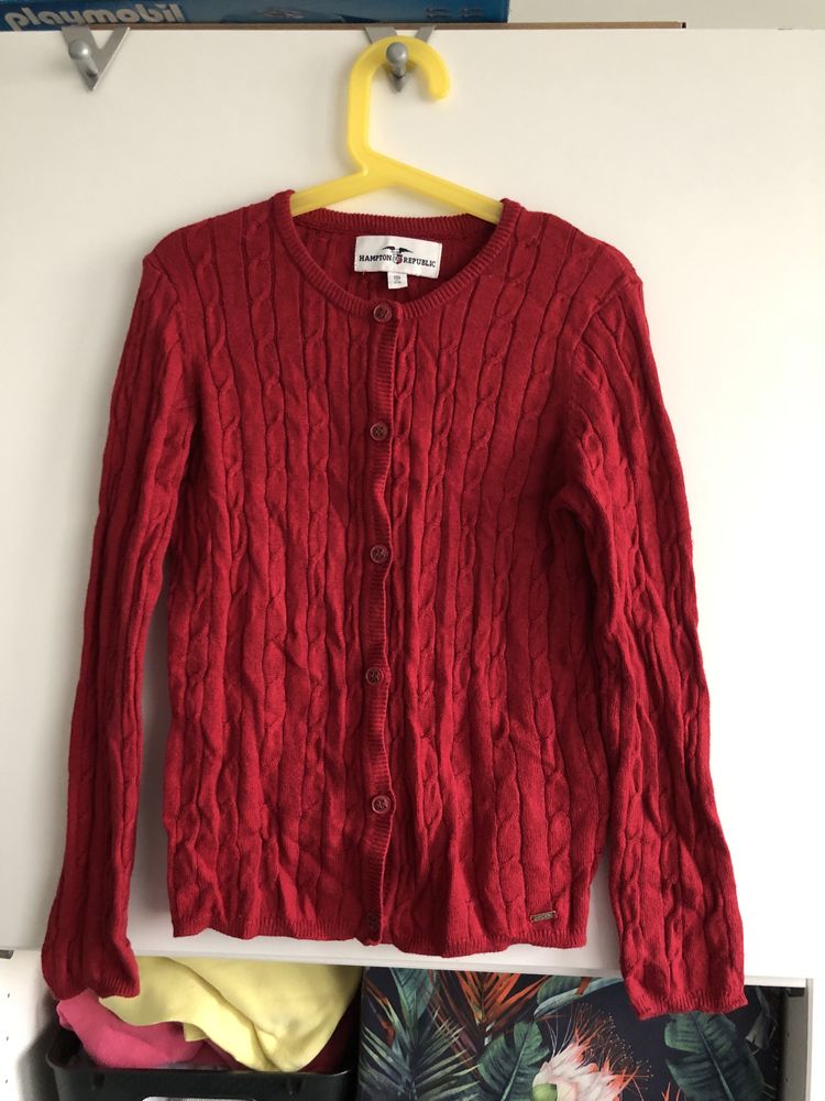 Sweterek sweter czerwony 140 rozpinany na guziki 9-10 kappahl