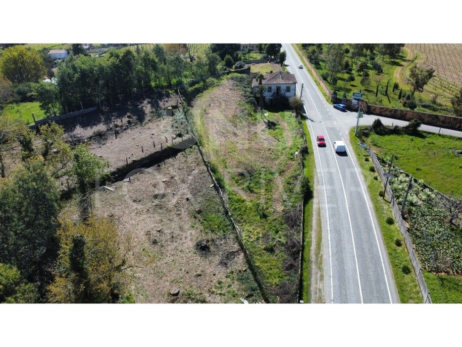 Terreno para Construção em Mazedo, Monção
