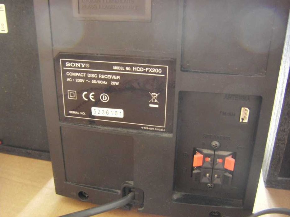 Mini wieża mp3 stereo SONY - pilot, głośniki, antena,