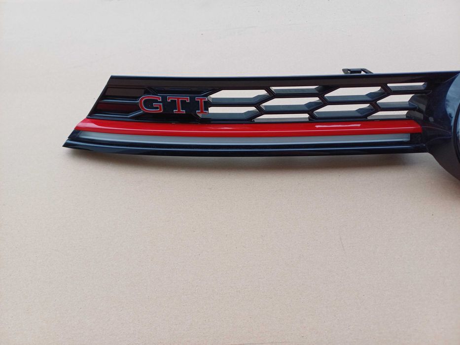 grill vw polo 6 VI gti lift led model 2g085.3651t rok od 2021
