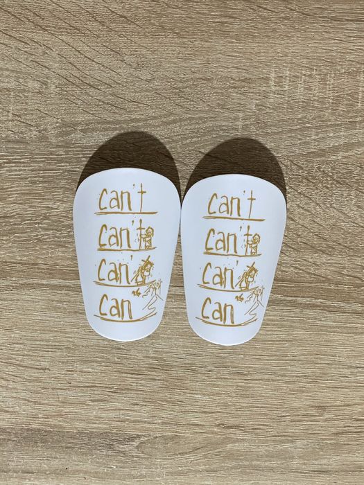 Футбольные щитки can’t