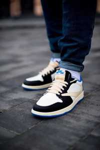 Nike Air Jordan 1 Low Travis Scott x Fragment