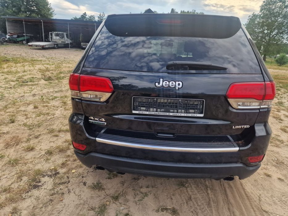 Klapa kompletna bagażnika Czarna pxr Jeep grand Cherokee WK2