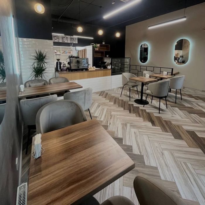 Діюча кавʼяврня з усім обладнанням!