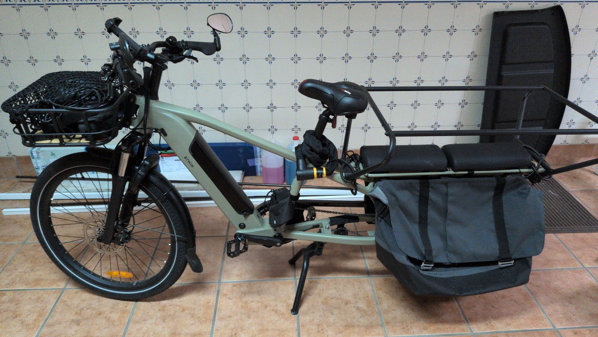 BTWIN R500E Bicicleta Eléctrica de Carga Traseira