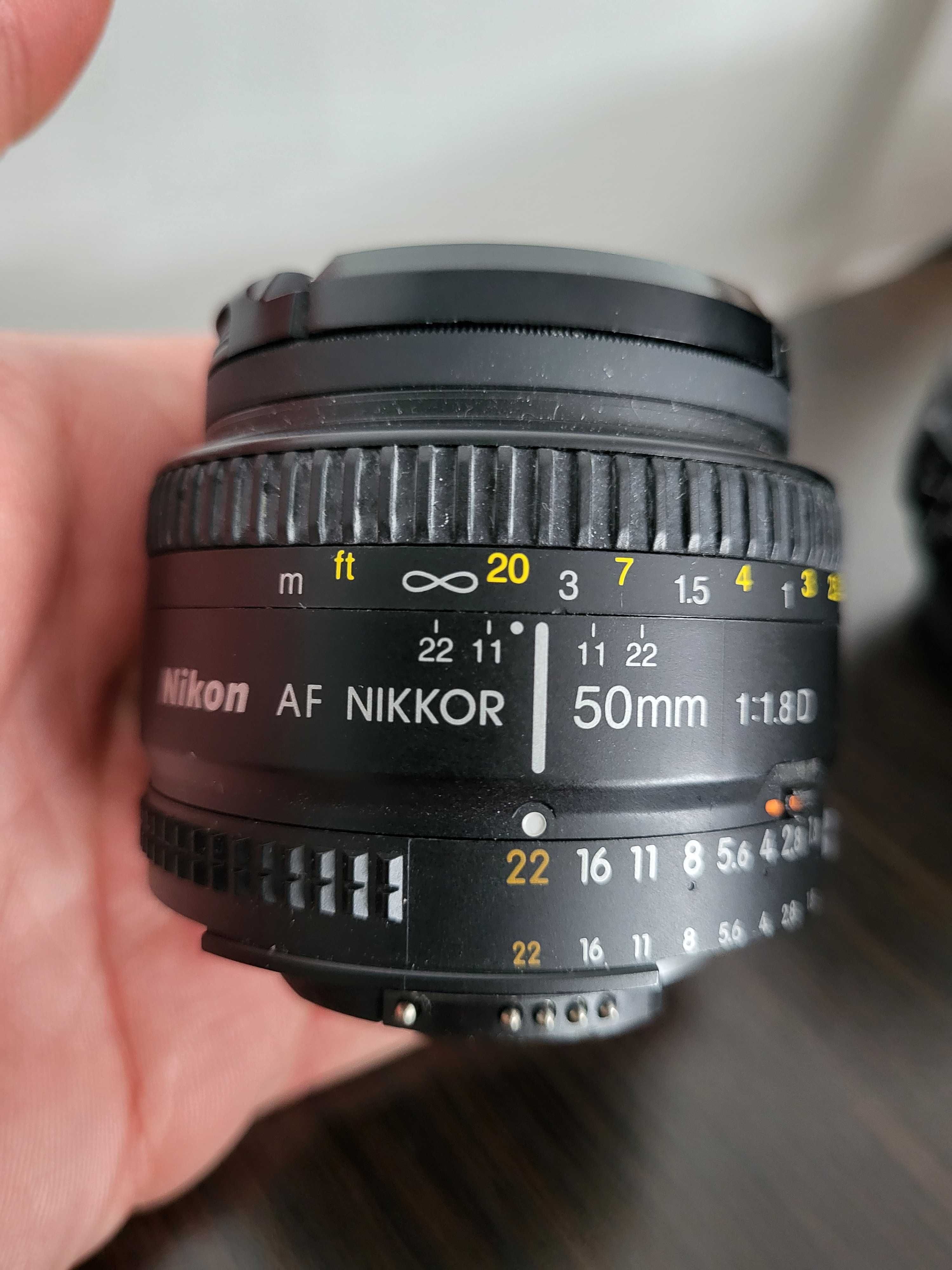Nikon D7100 + dwa obiektywy