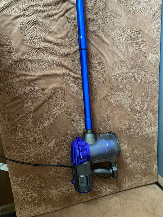 Пилосос- ручка Clatronik