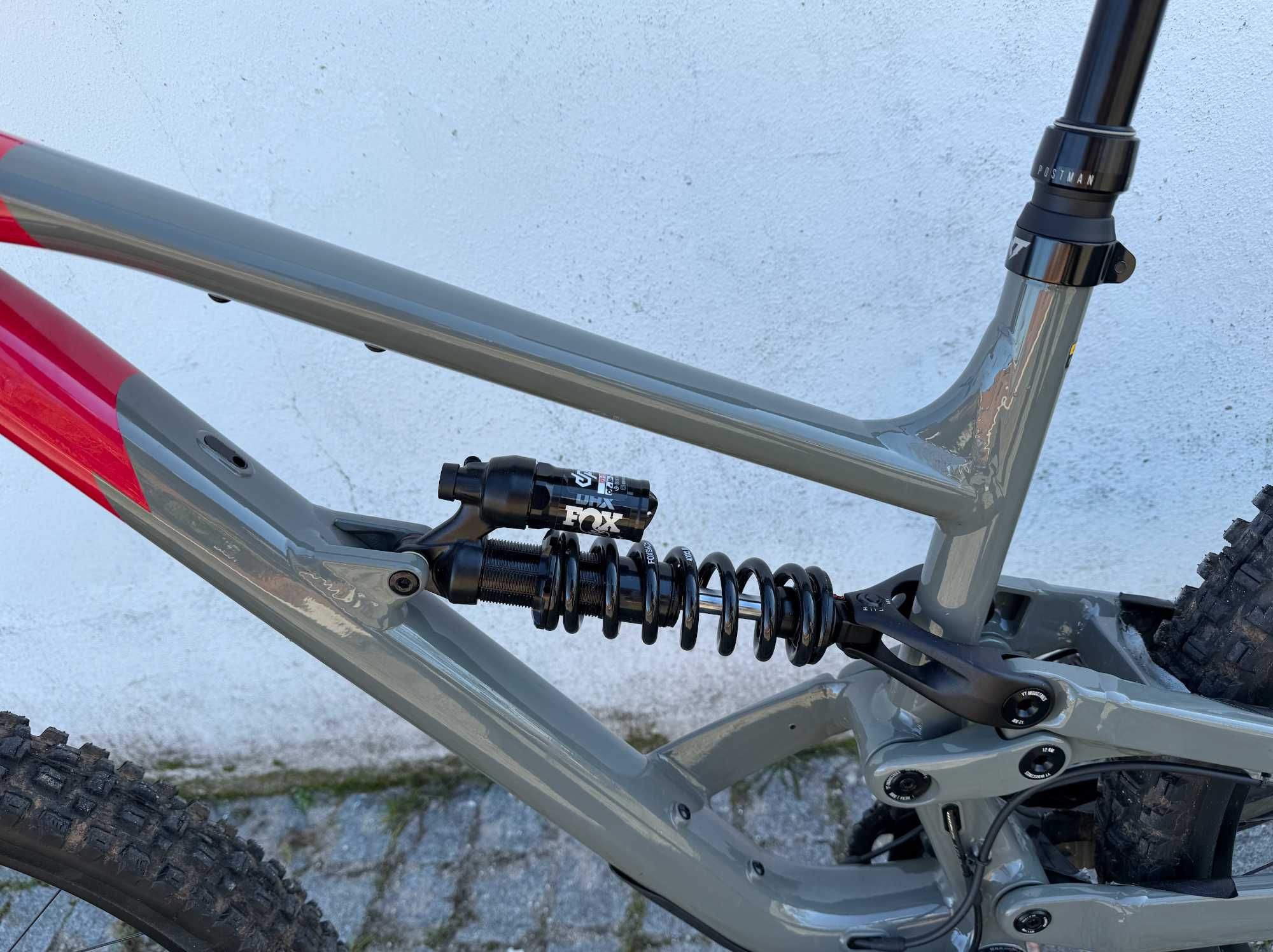 YT Capra MX UNCAGED 10 | Ashen Grey | M, 2023, em excelente estado
