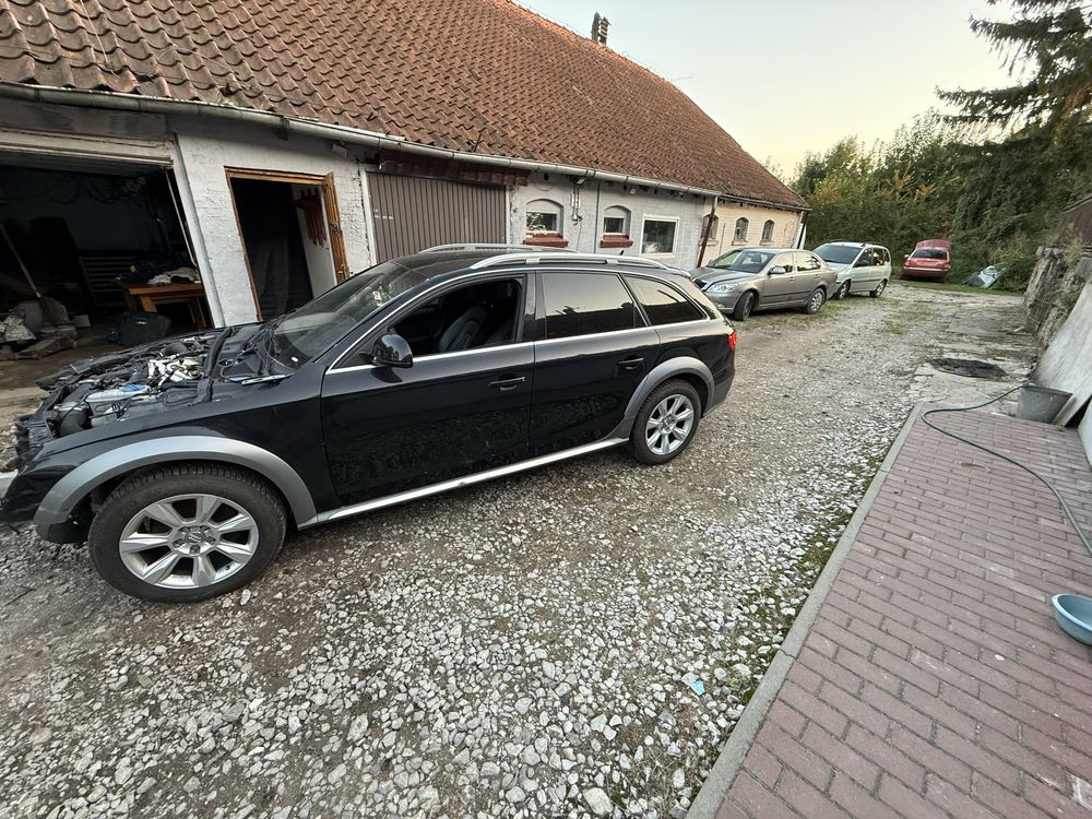 Audi a4 allroad uszkodzone