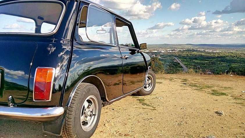 Aluguer de Mini 1000