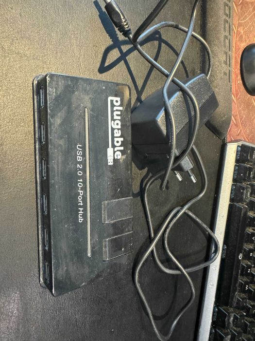 Hub USB Plugable 10 portów z zasilaczem 20W