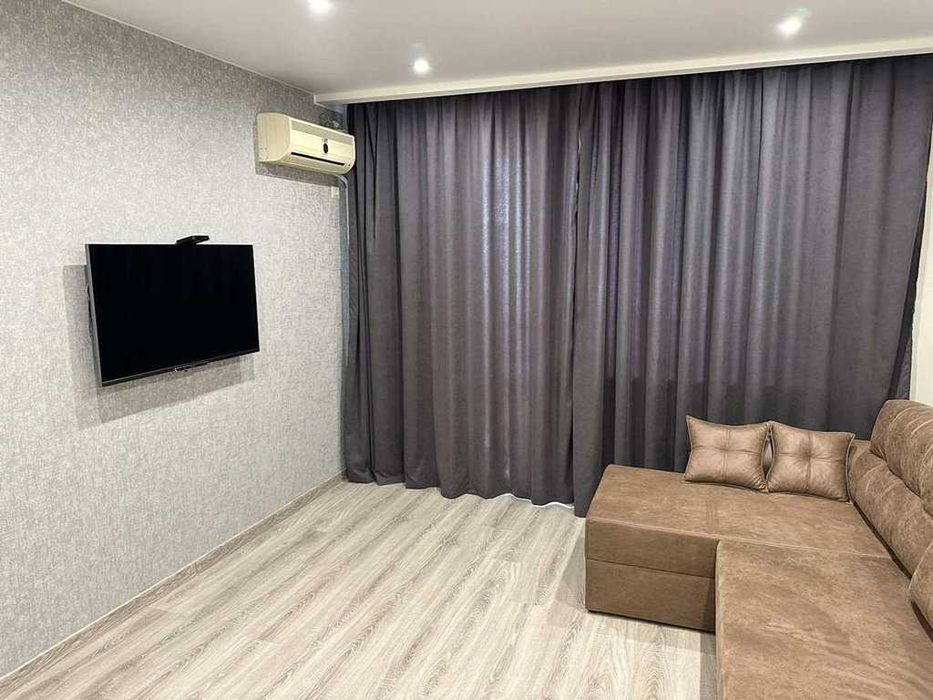 Аренда 2-х комнатной квартиры пр. Науки, 104