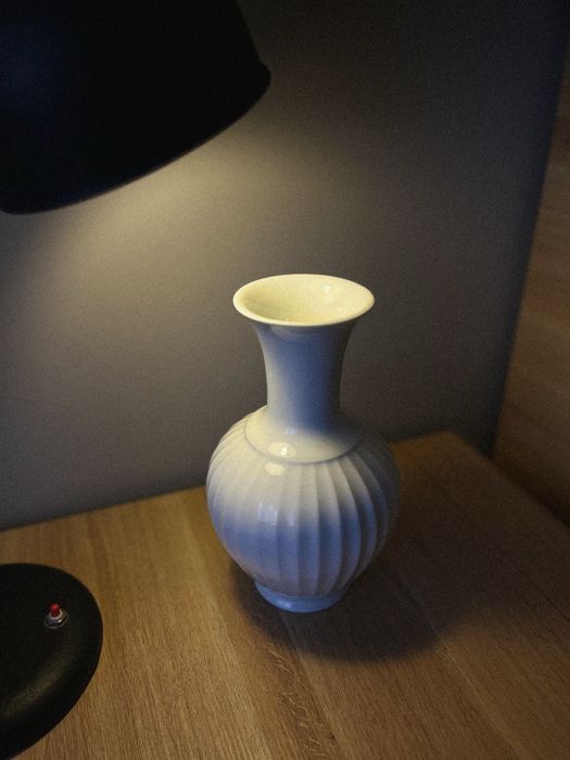 OKAZJA! Piękny stary biały wazon Bavaria