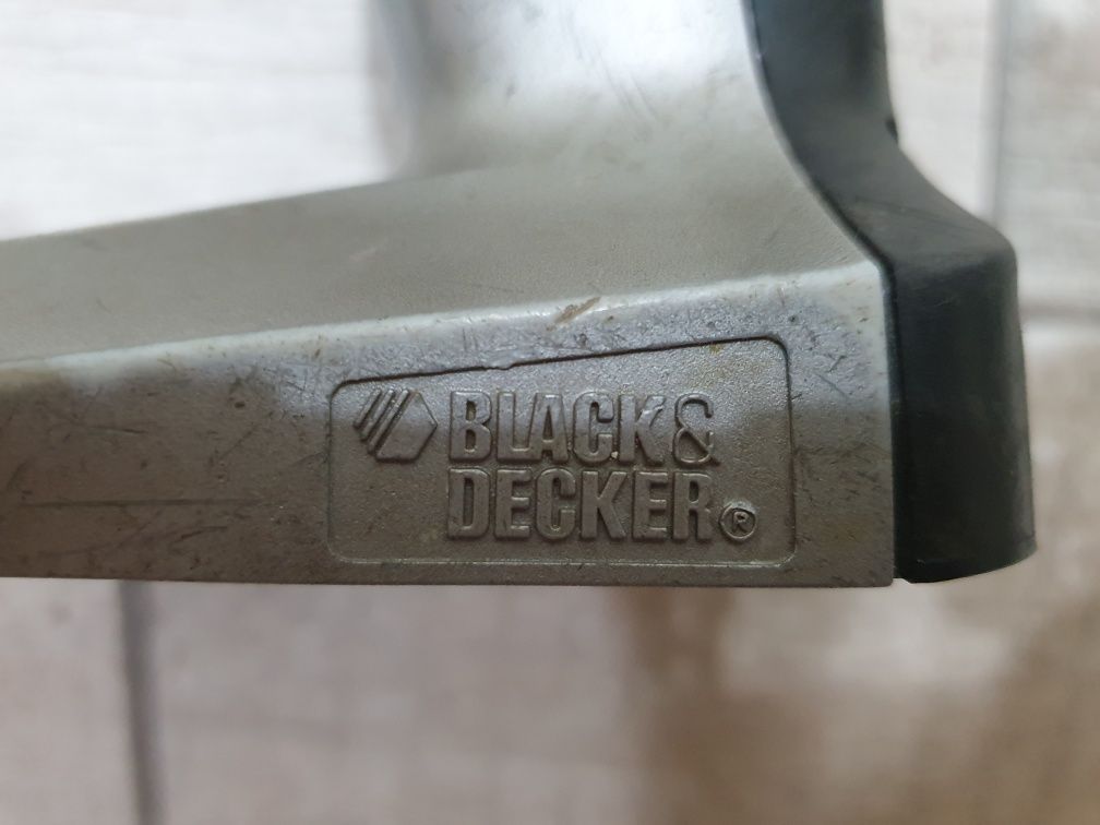 Дриль шурупокрут Black&Decker