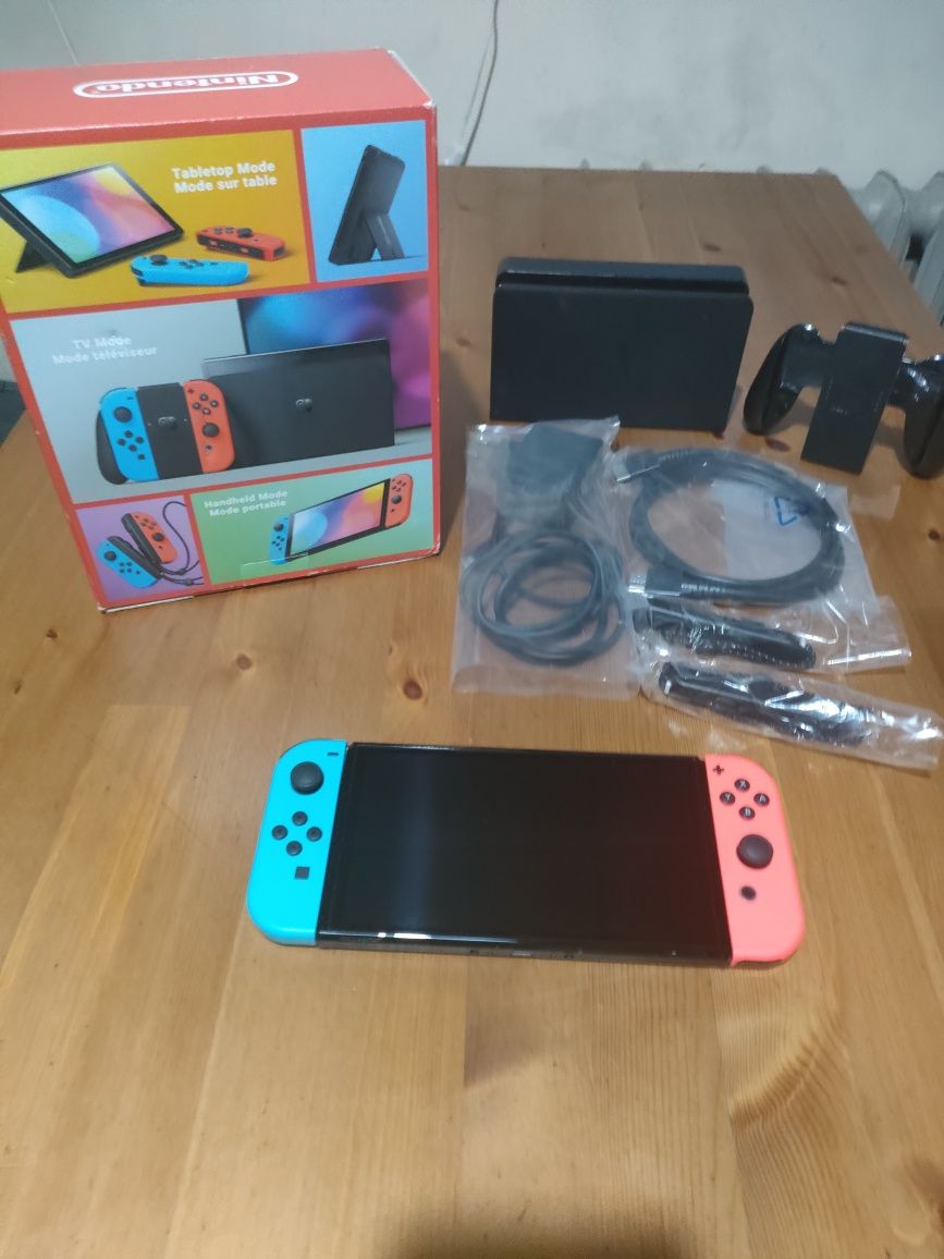 Konsola Nintendo Switch OLED