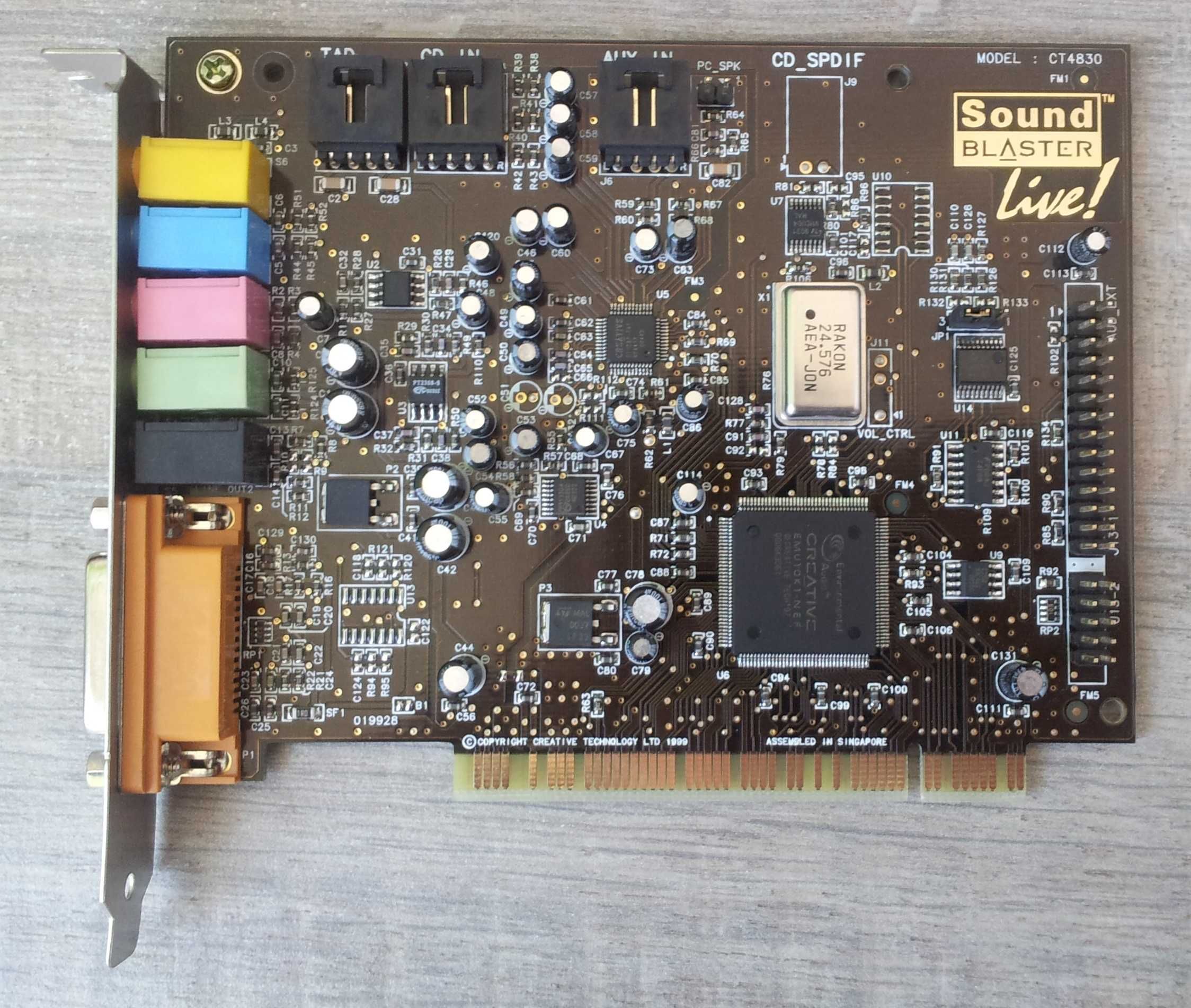 Creative Sound Blaster Live! 5.1 Value CT4830 EMU10K1-NEF