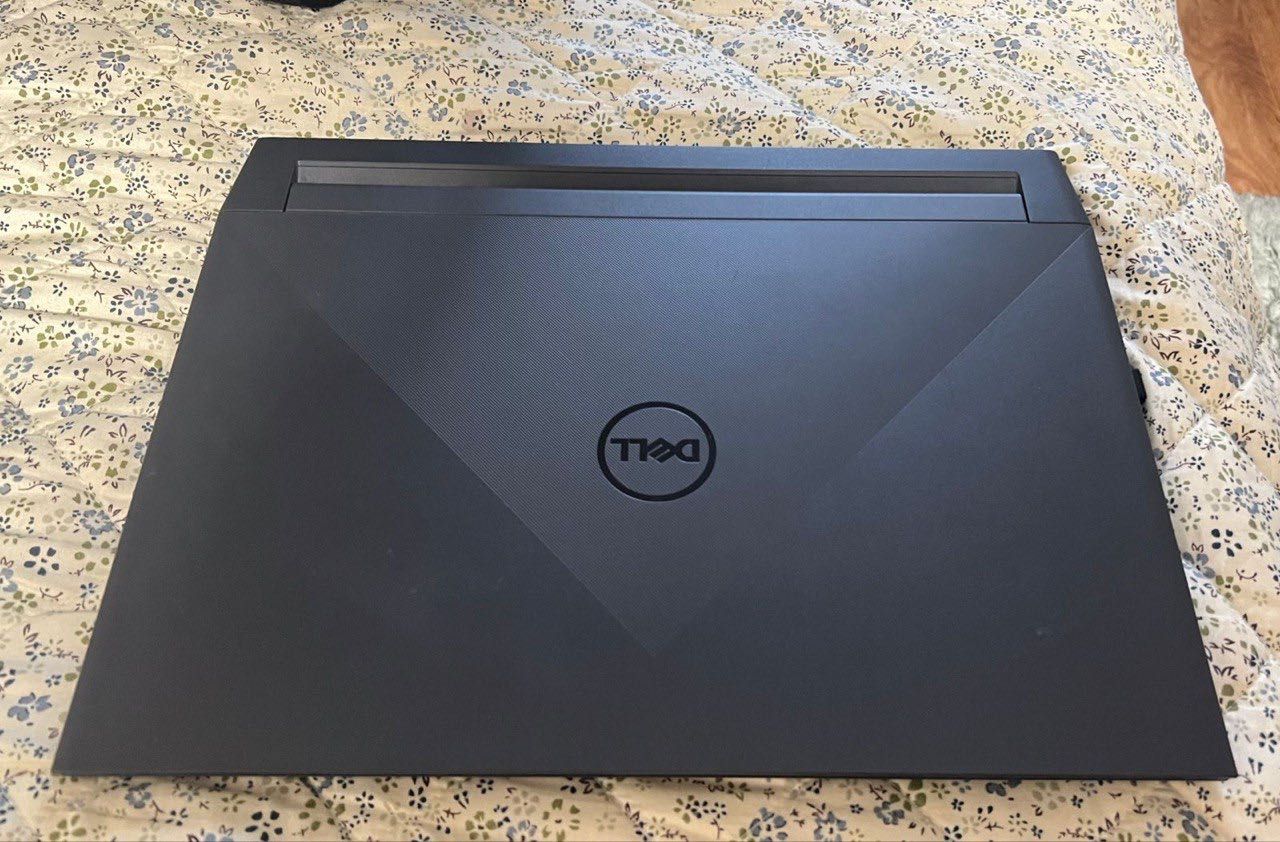Ноутбук Dell G15 5510 / Intel Core i5-10500H