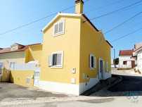 Casa de aldeia T2 em Vila Verde dos Francos de 145,00 m2