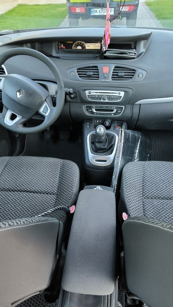 Renault Scenic (Рено Сценік)